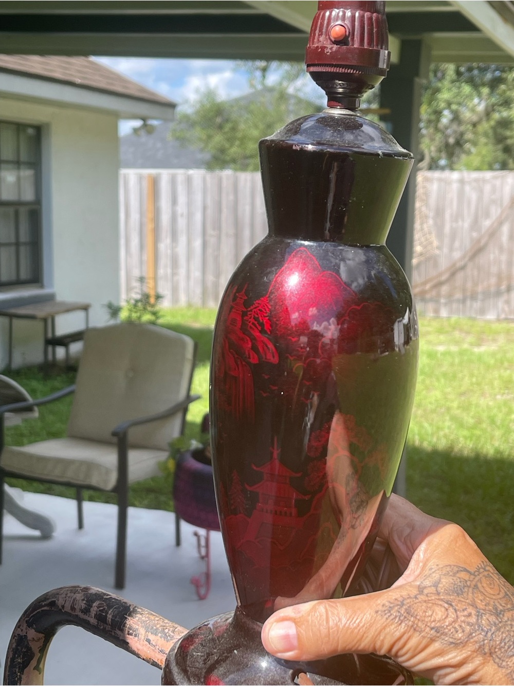 Red Asian-Style Glass Table Lamp - Unbranded
